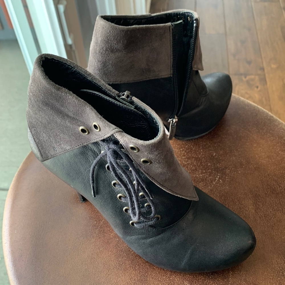 Carlo Ventini bootie Pointed toe zip and side cinch tie wizard wear funky